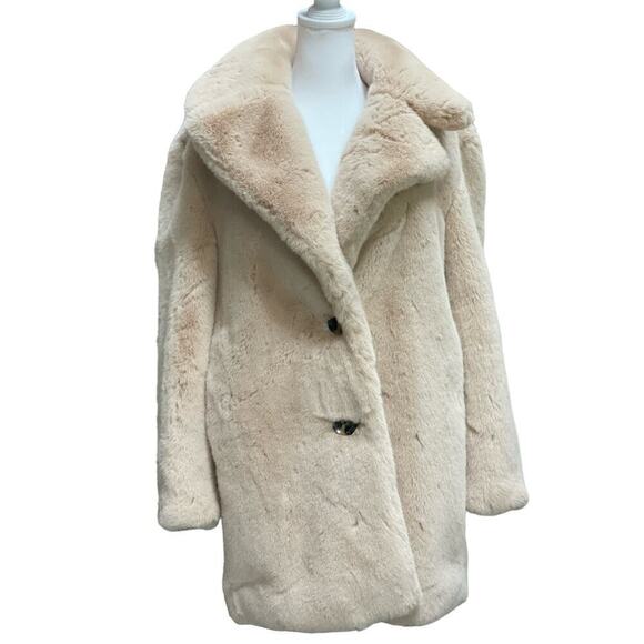 Zara Jackets & Blazers - Zara faux fur coat